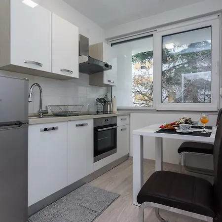Marea Apartment