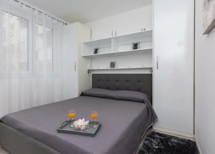 Apartament Marea *